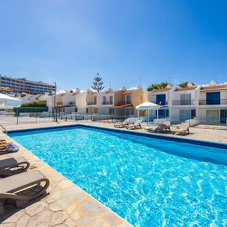 Harbour Maisonette * Lachi