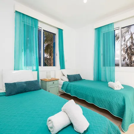 بيت للعطل Harbour Maisonette *