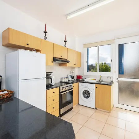 بيت للعطل Harbour Maisonette *